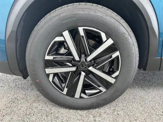Peugeot 2008 electrique 50 kwh 136 ch — photo 6