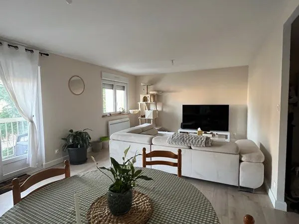🏡 À LOUER - Appartement lumineux avec 2 chambres + garage
