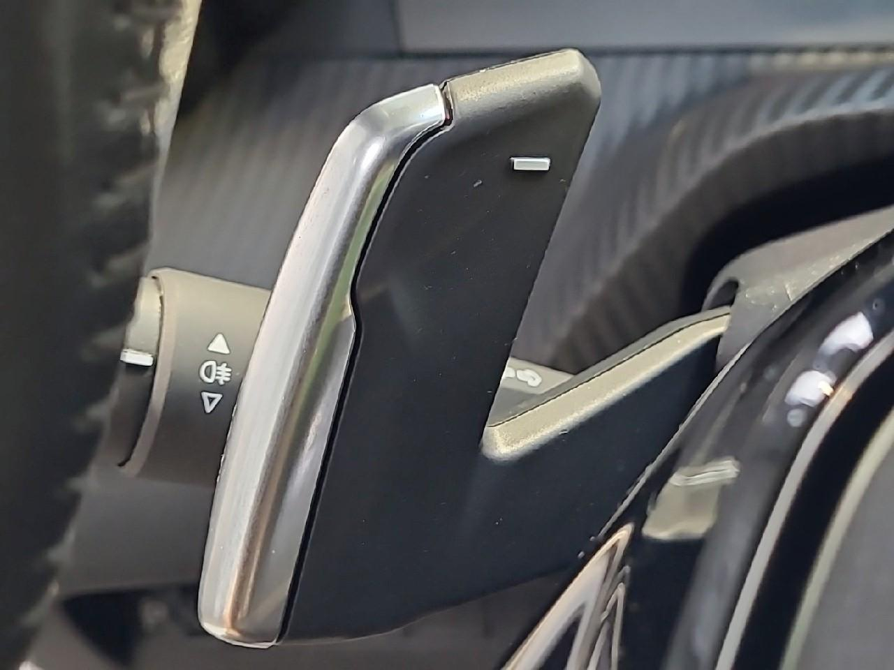 Peugeot 2008 bluehdi 130 s&s eat8 allure — photo 27