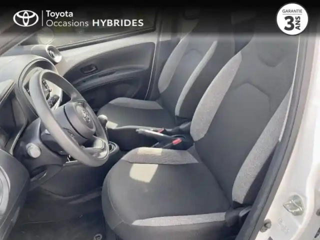 Toyota Aygo X 1.0 vvt-i 72ch active business my23 — photo 11