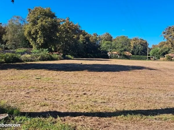 Terrain de 3444m²