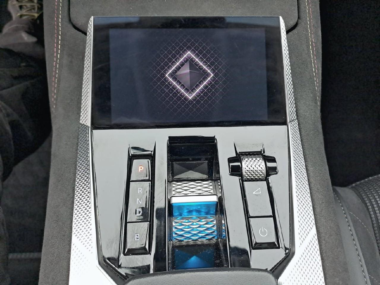 Ds Ds 4 hybride e-tense 225 eat8 performance line+ — photo 21