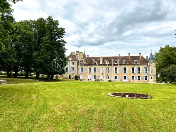 Vends château