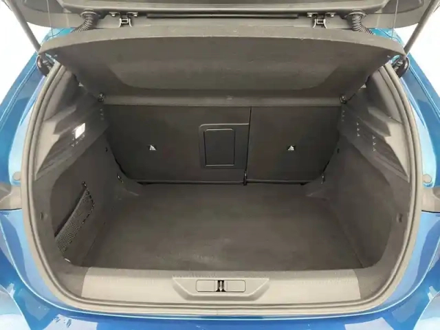 Peugeot 308 hybrid 136 e-dcs6 — photo 13