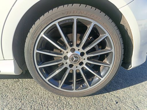 Mercedes Classe A 2.0 250 211 7G-DCT - Whiteart Edition – 2017 – 91000 km – Essence – Boîte Automatique — photo 4