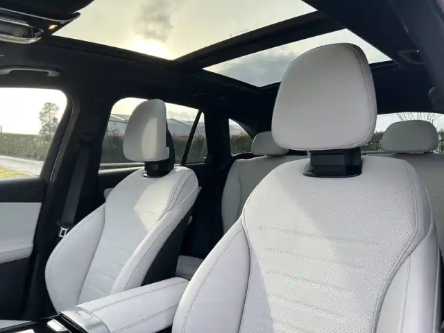 Mercedes Glc 300 de hybrid eq 9g-tronic 4matic — photo 47
