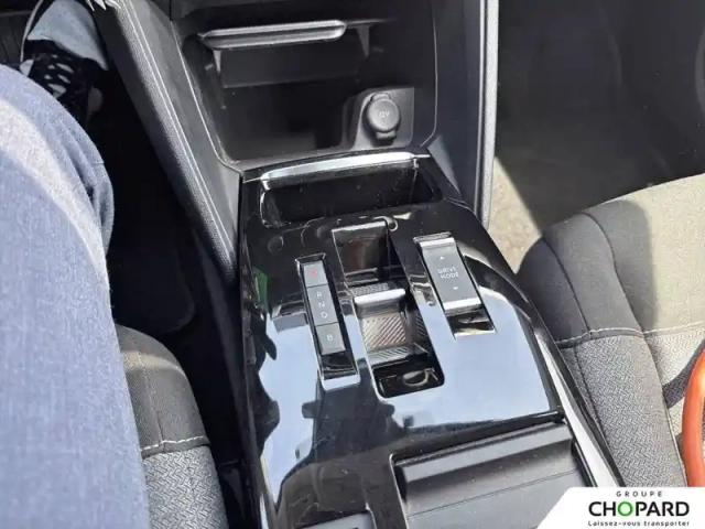 Citroën C4 e- 136 ch automatique — photo 14