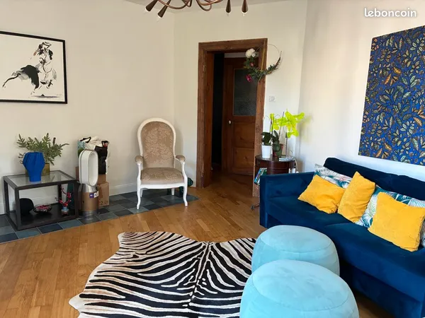 Appartement F5 de 93 m² avec petit balcon