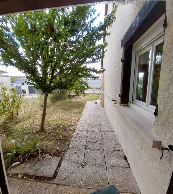 Photo 20