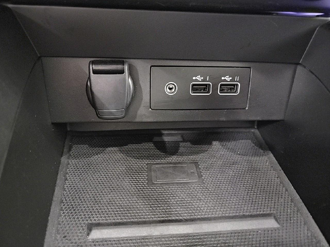 Renault Clio tce 90 ch gsr2 techno — photo 16