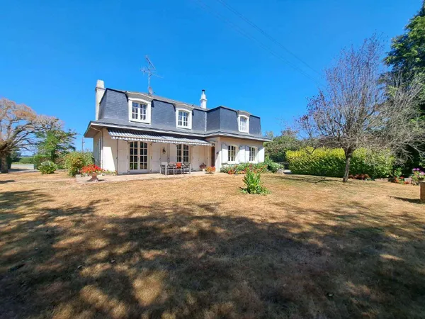 Maison 8 pièces 202 m²