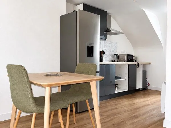 Appartement de 40 m² rénové, idéalement situé à Redon