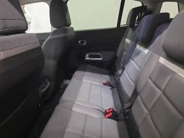 Citroën C5 Aircross hybrid 225ch shine pack e-eat8 — photo 10