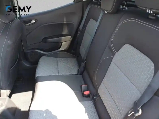 Renault Clio blue dci 100 — photo 22