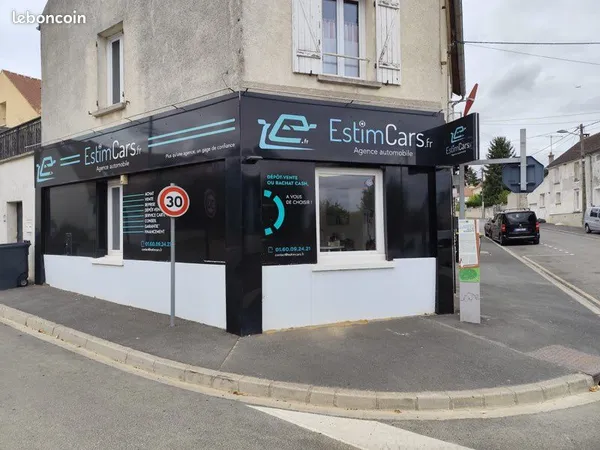 Agence automobile / fonds de commerce ou mur à vendre