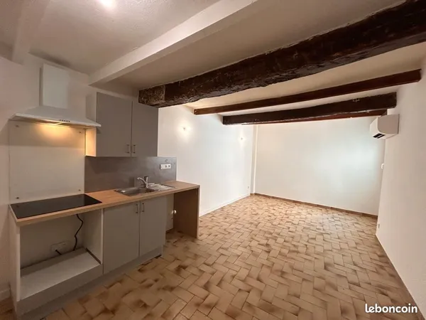 Studio 1 pièce 25 m²