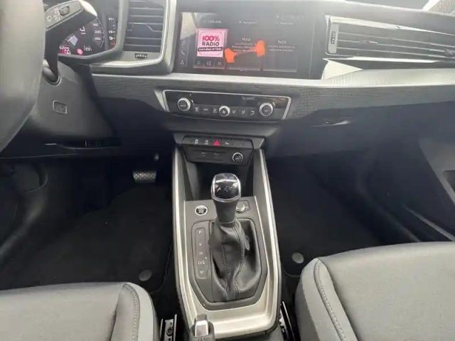 Audi A1 sportback 25 tfsi 95 ch s tronic 7 — photo 13
