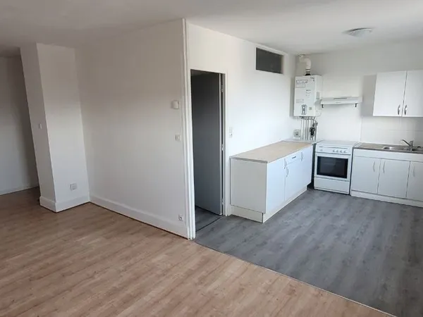 Appartement F2 hyper centre Saint Quentin