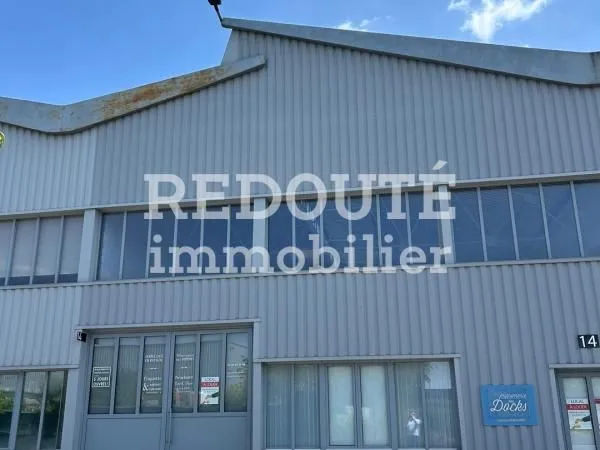 Local industriel 236 m²