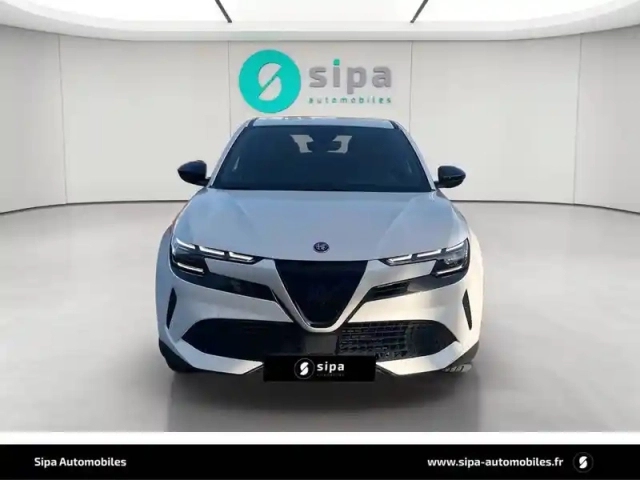 Alfa Romeo Junior elettrica 156 ch — photo 3