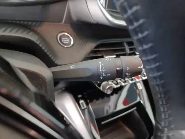Peugeot 208 bluehdi 100 s&amp;s bvm6 — photo 22
