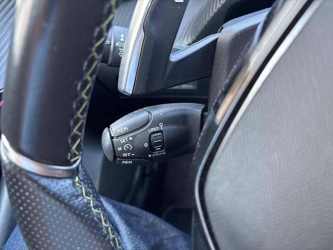 Peugeot 2008 puretech 130 s&s eat8 gt — photo 19
