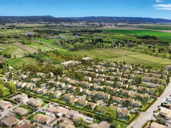 Terrain 408 m²