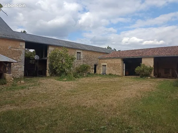 Corps de ferme à rénover