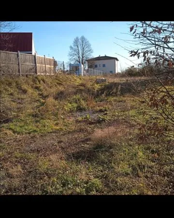 Terrain de 1 300 m² - Balbigny (42510) - Beau potentiel