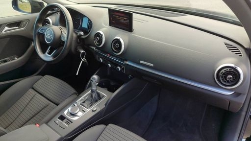 Audi A3 Sportback 1.5 TFSI 150 S-Tronic 7 - Sport – 2019 – 84130 km – Essence – Boîte Automatique — photo 18