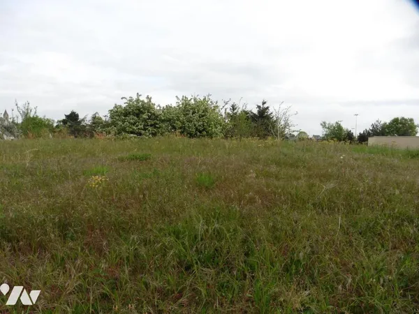 Terrain 267 m²