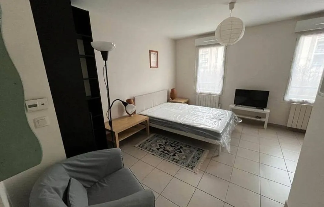 Photo 1