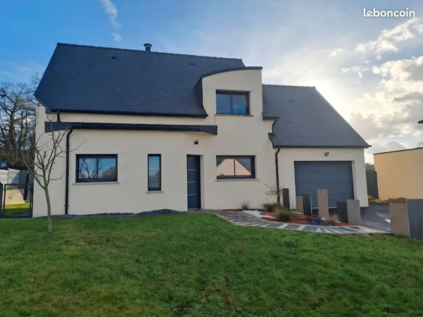 Maison en lotissement à Lécousse