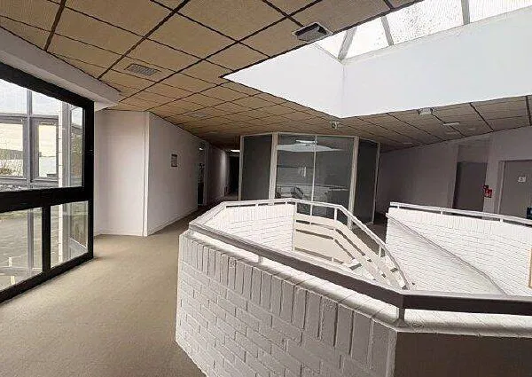 Bureaux 2113 m²