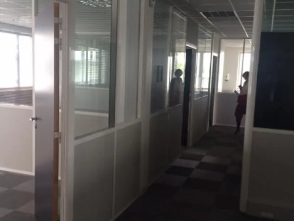 Bureau et espace de travail Location Toulouse 80m² 918€