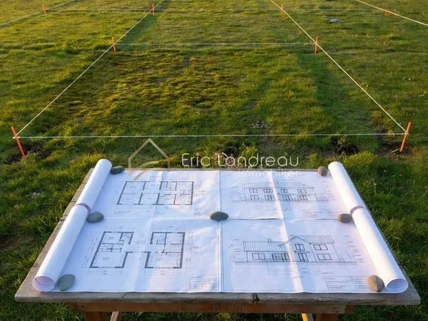 Terrain 472 m²