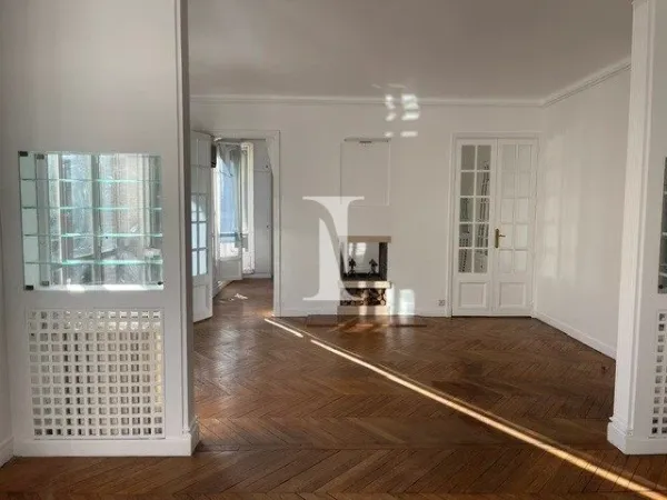 Appartement 4 pièces 107 m²