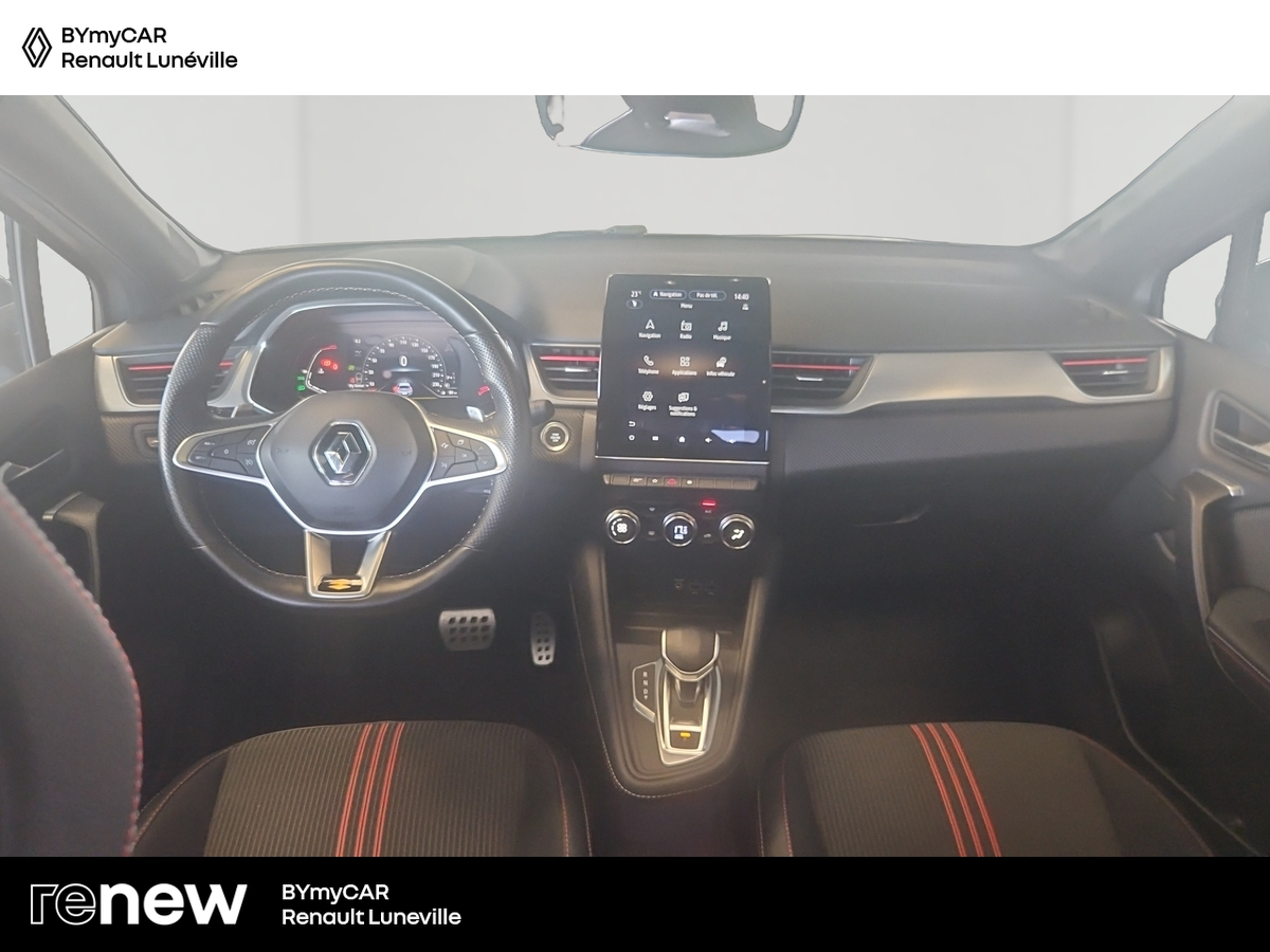 Renault Captur TCe 140 EDC - 21B — photo 9