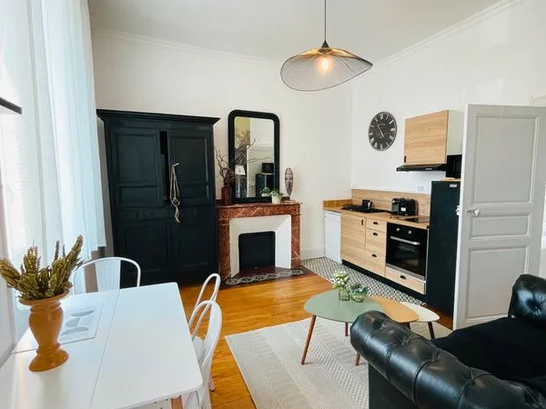 Bel appartement, avec jardin et garage