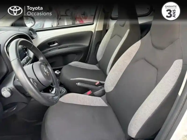 Toyota Aygo X 1.0 vvt-i 72ch dynamic — photo 5