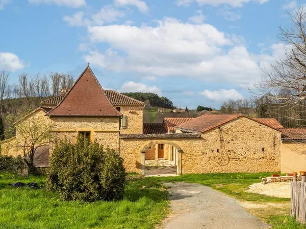 Maison de village avec jardin