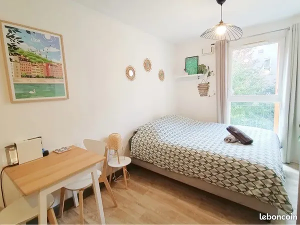 À LOUER - STUDIO DE 22 m² - PARIS 19e