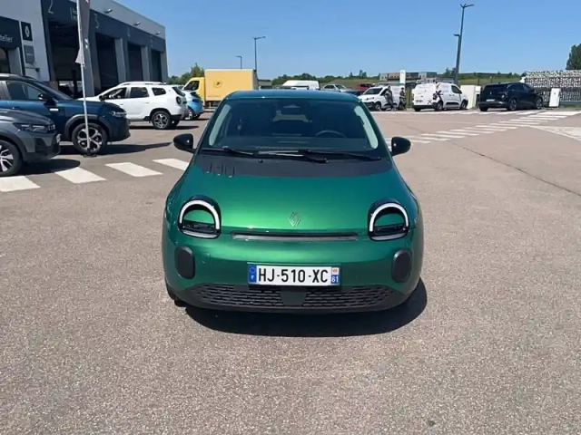 Renault Twingo e-tech electrique 80 ch autonomie urbaine — photo 17
