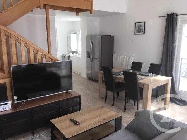 Appartement 5 pièces 80 m²