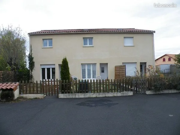 Maison proche centre ville avec jardin clos au calme