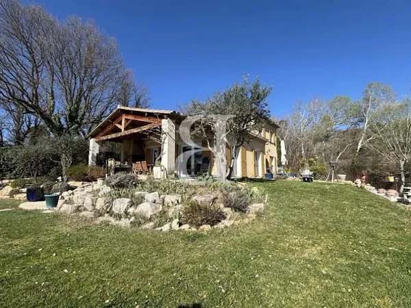 Villa 4 pièces 120 m²