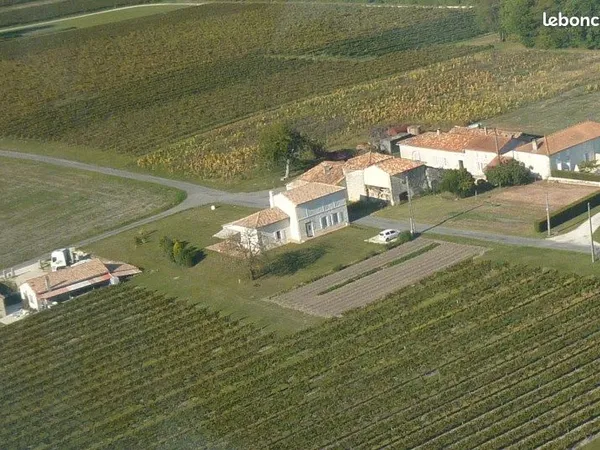 Belle maison rénovée, 150m2, 8mn Jonzac, 1043/mois