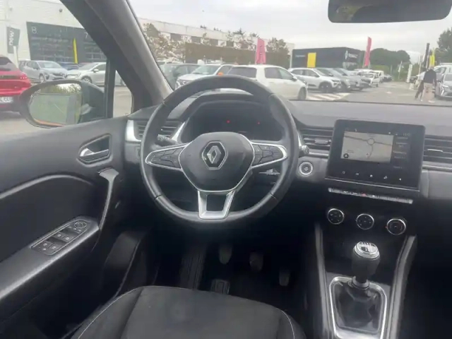 Renault Captur tce 90 - 21 — photo 27