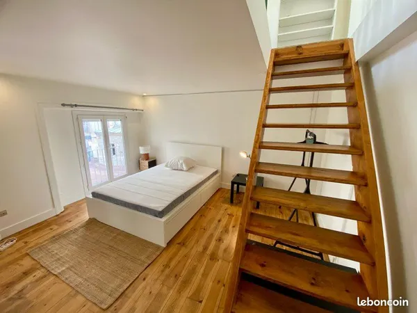 Location appartement meublé - hypercentre Saint-Étienne