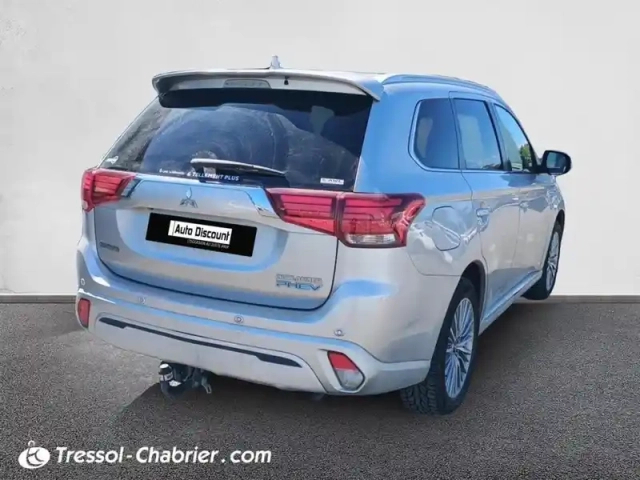 Mitsubishi Outlander 2.4l phev twin motor 4wd instyle — photo 2